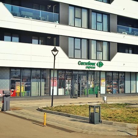 Super Apartments Near Airport With Shop & Free Parking Jászvásár Kültér fotó