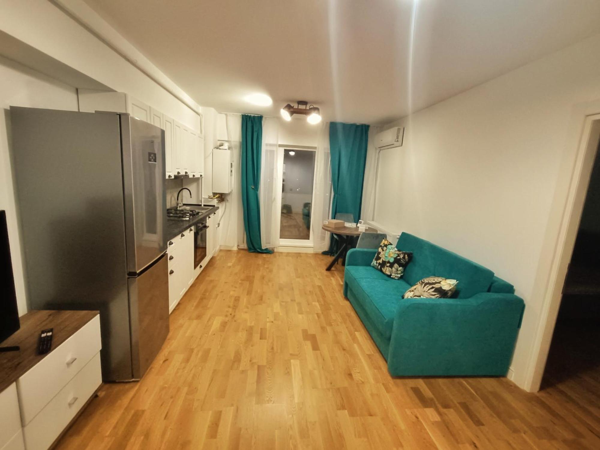 Super Apartments Near Airport With Shop & Free Parking Jászvásár Kültér fotó